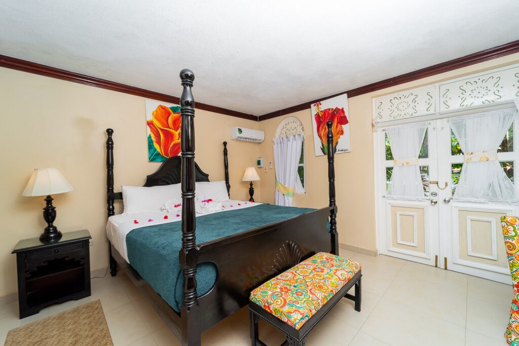 Beachfront- 2 Bedroom Suite
