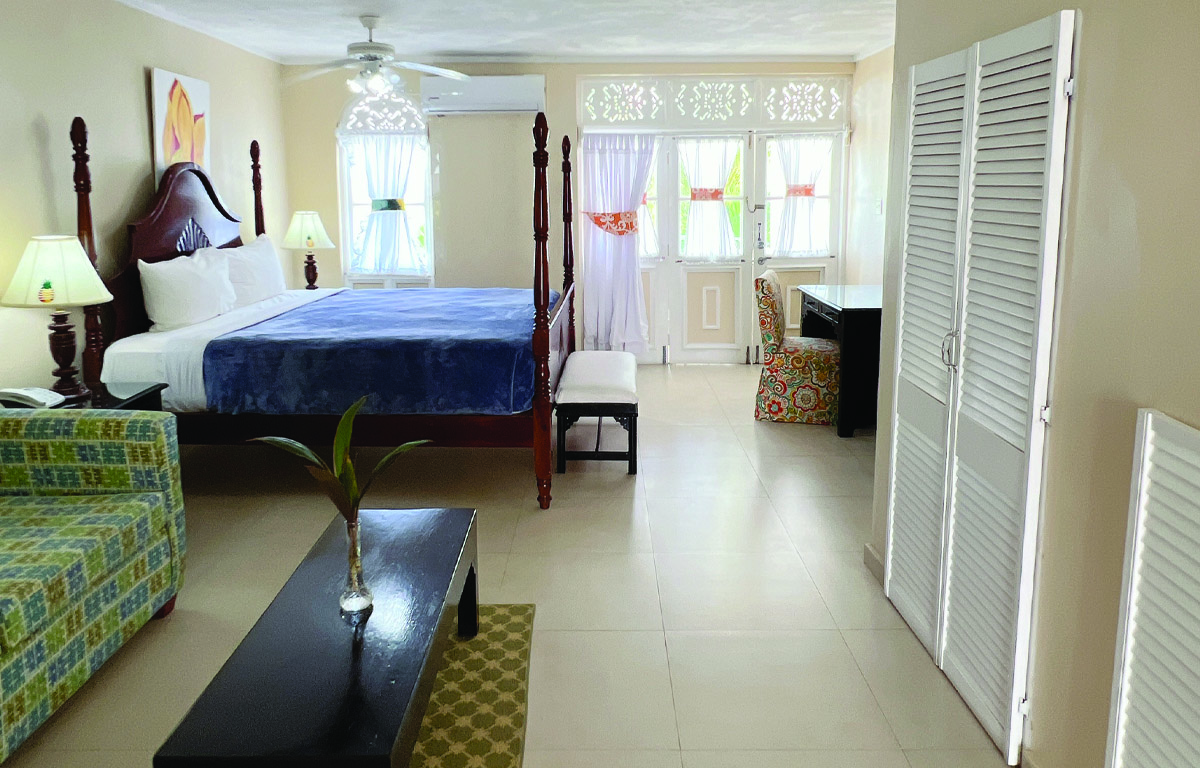 Garden/Pool View-Junior Suite