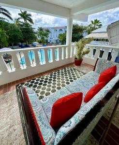 balcony-sm_2