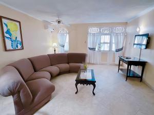 gardenpool-2-bedroom_3