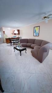 gardenpool-2-bedroom_4